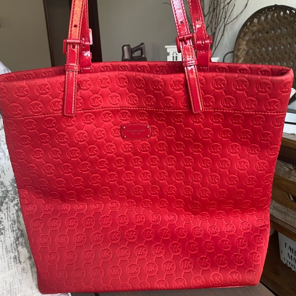 Red Michael Kors Tote - Picture 1 of 8